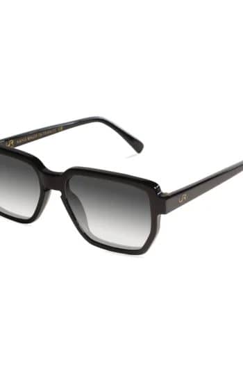 Hexagonal shape sunglass for sophiscated look