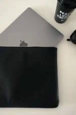 Black Sleeve