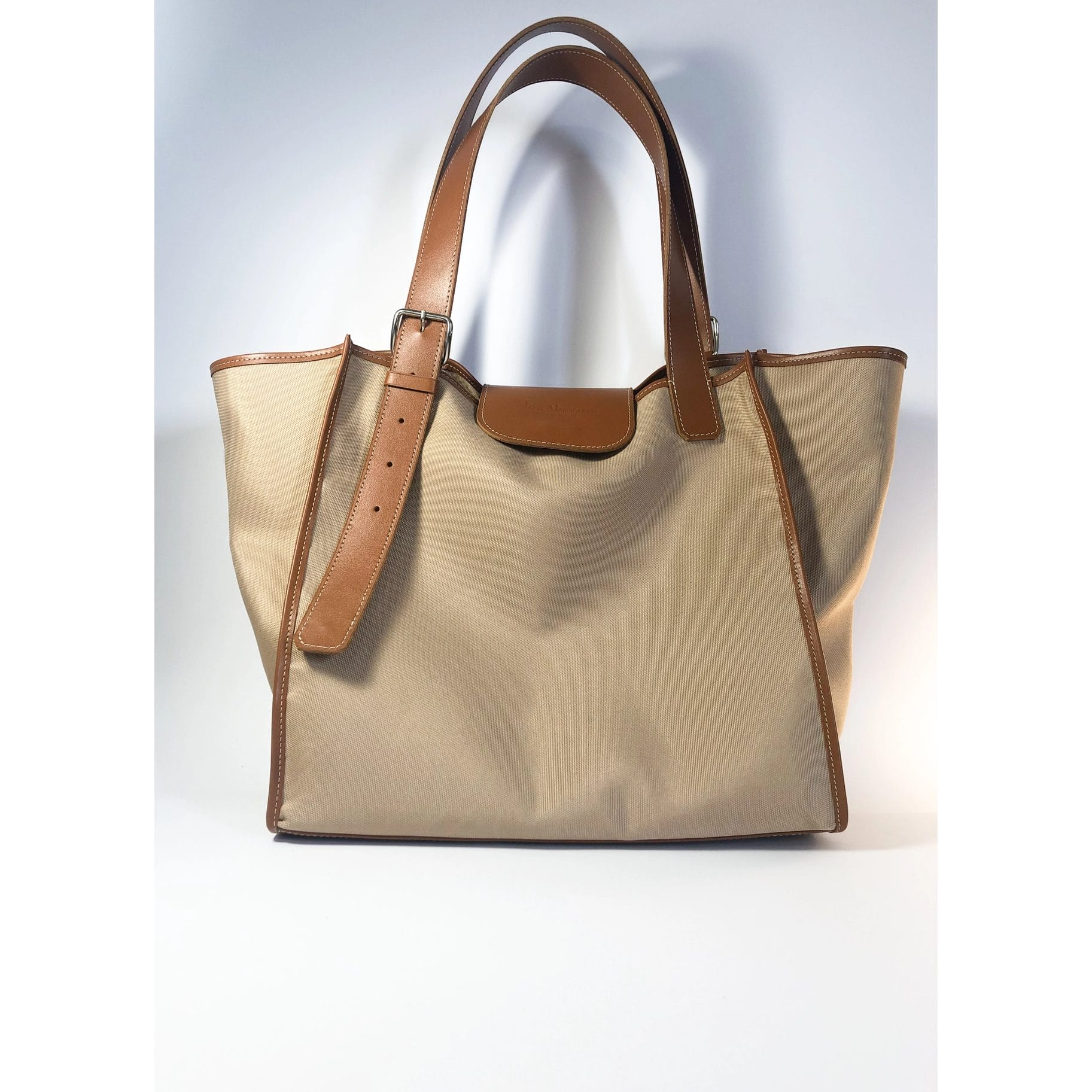 Brown-leather-tote