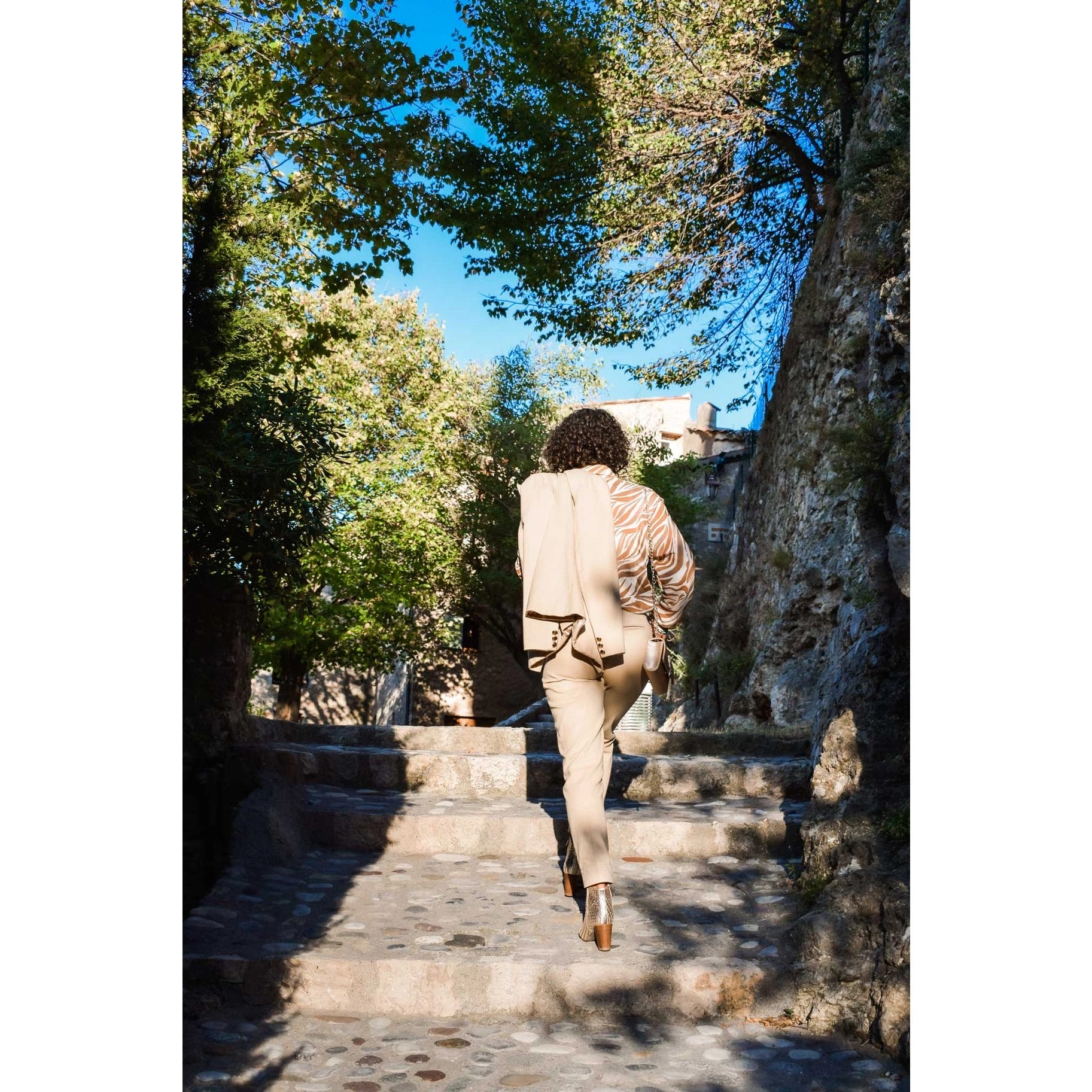 Eglantine-suit-jacket-1