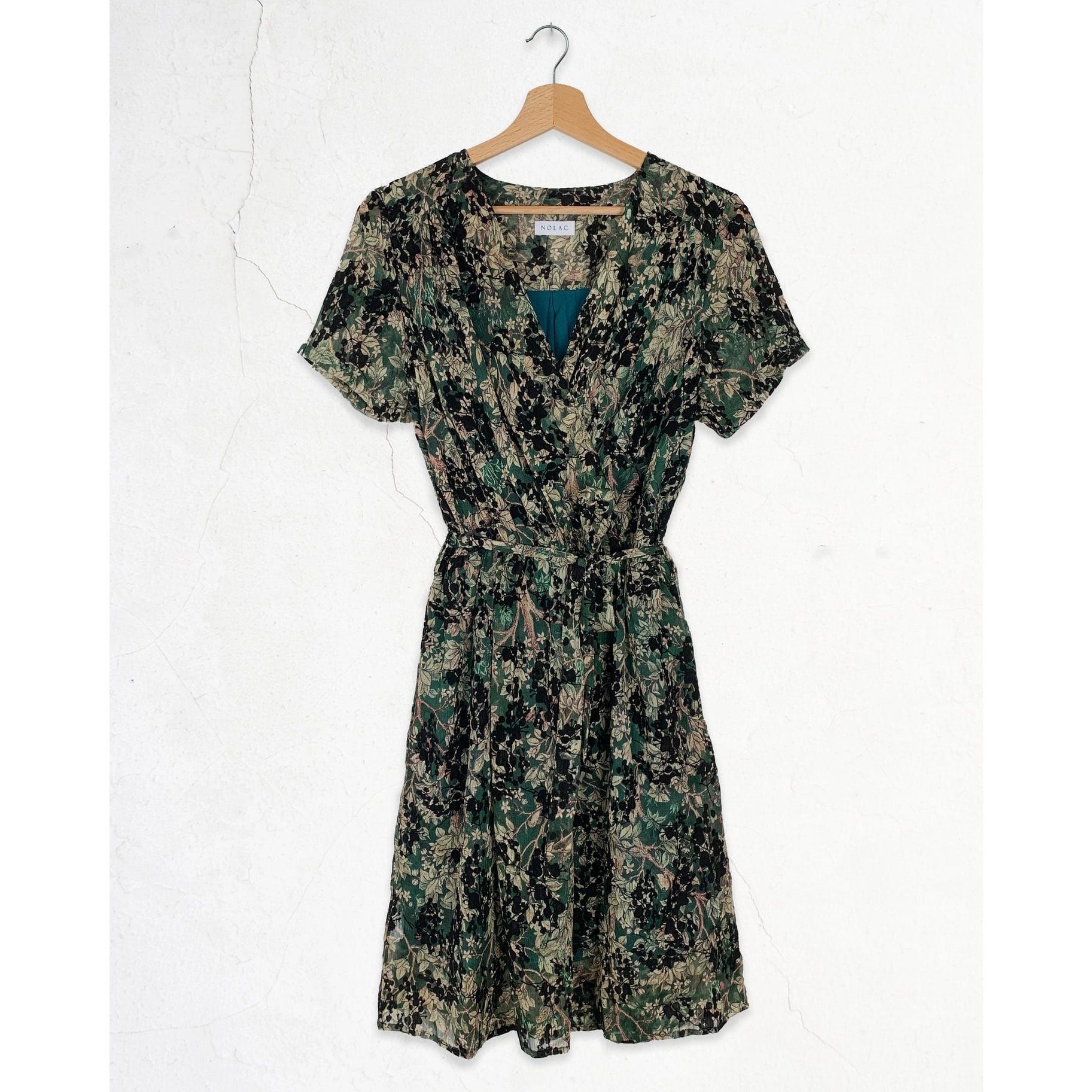 Green flower dress with short sleeves