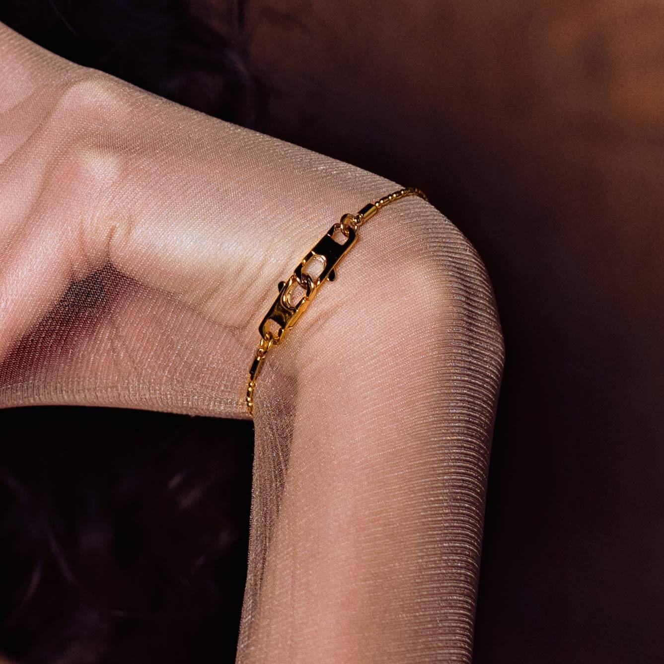 Gold-Double-Carabiner-2