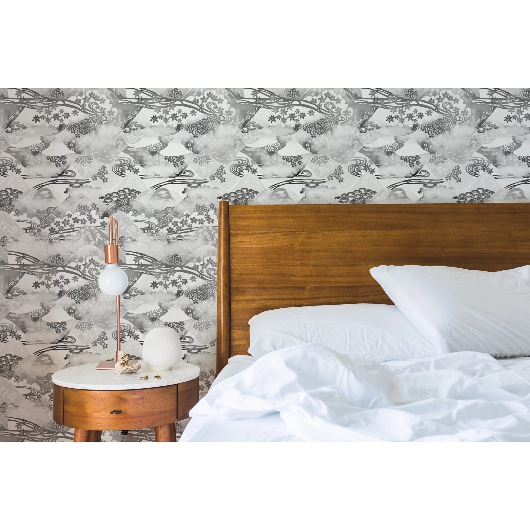 Luxurious Wallpaper with a French Twist