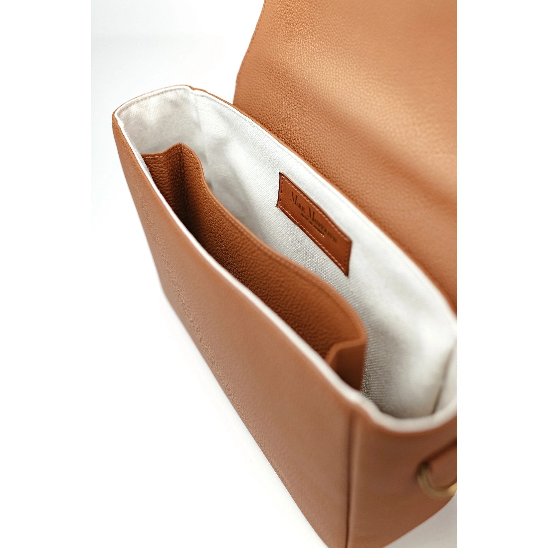 Soft and durable cowhide leather bag