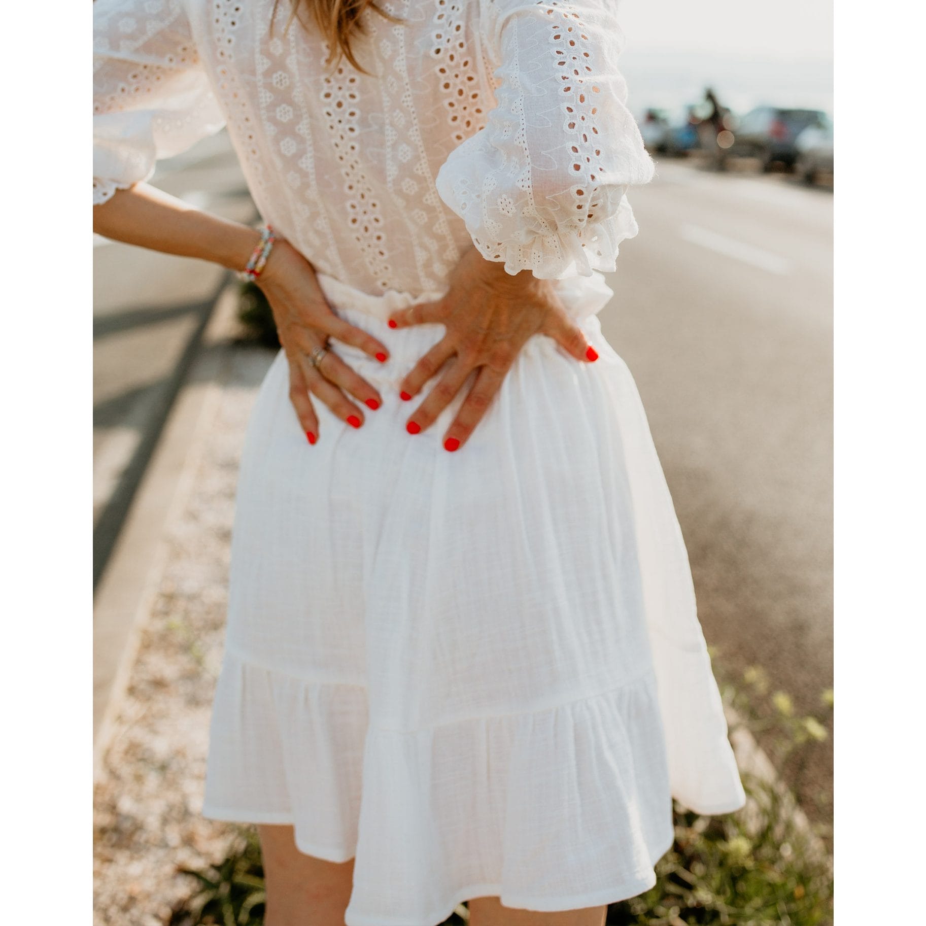 Frilly waist white skirt